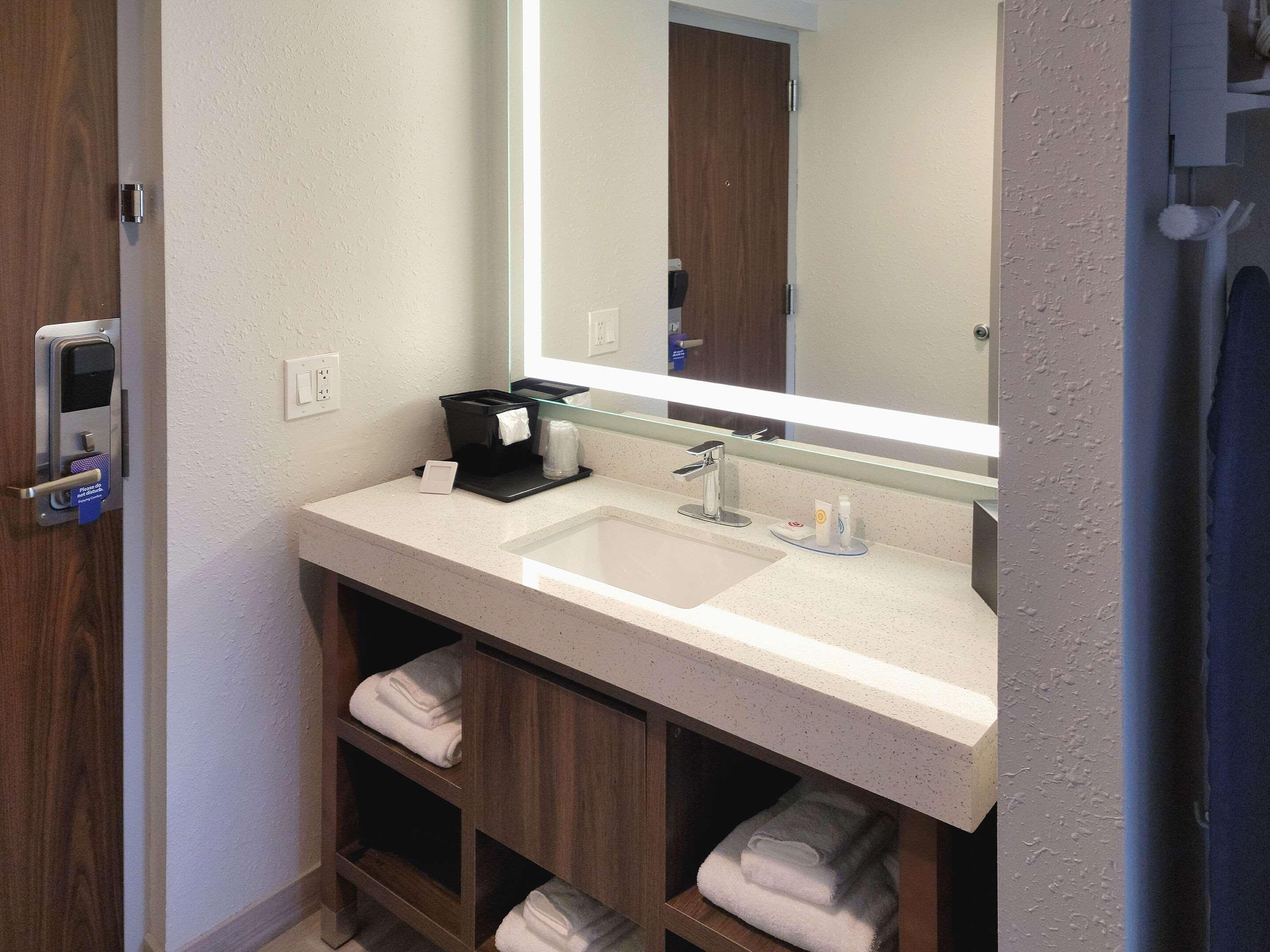 Comfort Inn & Suites Wyomissing-Reading Exteriér fotografie