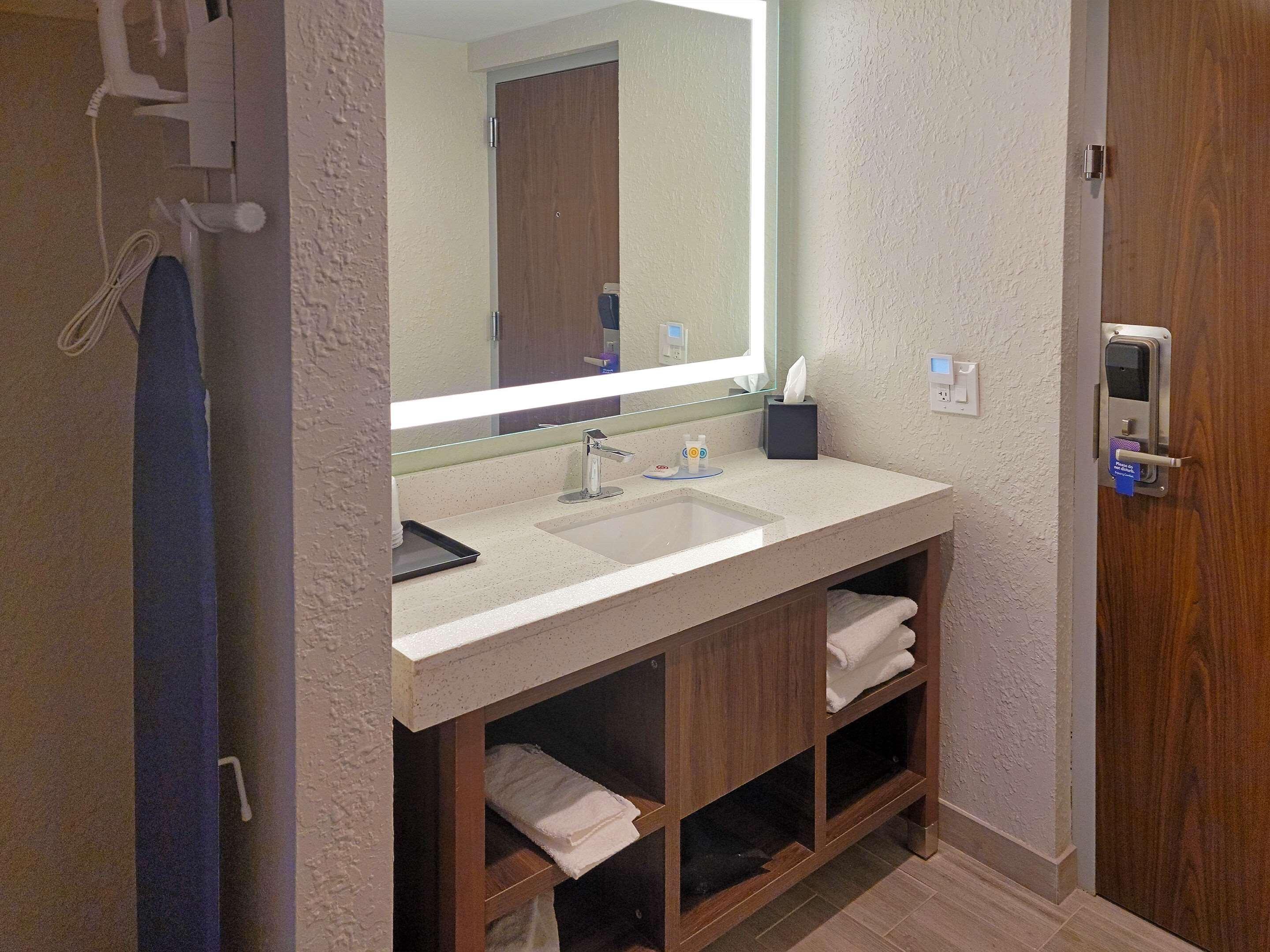 Comfort Inn & Suites Wyomissing-Reading Exteriér fotografie